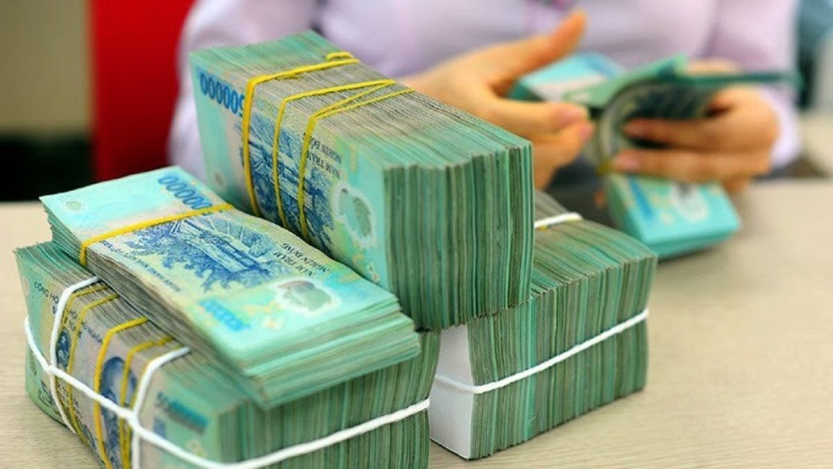 Gần 2 triệu tỷ đồng tiền mặt đang lưu thông ngoài hệ thống ngân hàng