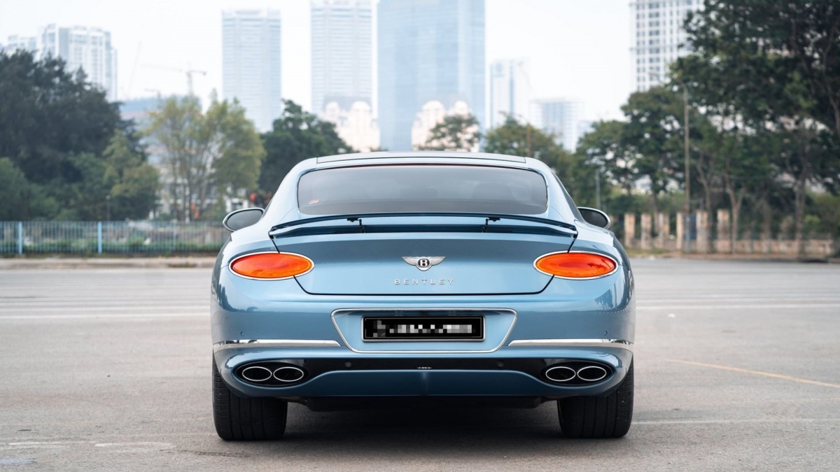 Ở Việt Nam có chiếc xe đi 1km 'đánh rơi' hơn 2 triệu đồng, đi chưa tới 5.000km đã rớt giá gần 40%