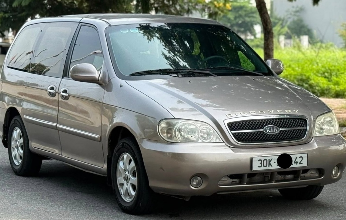 Chưa đến 100 triệu đồng, loạt xe ô tô gầm cao 7 chỗ chạy chất, thích hợp mua về tập lái, che nắng che mưa