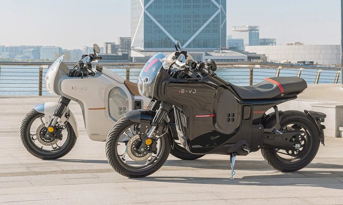 Đếm ngược thời gian xe máy điện phong cách Cafe racer của Honda về Việt Nam: Công nghệ như ô tô, hút người trẻ