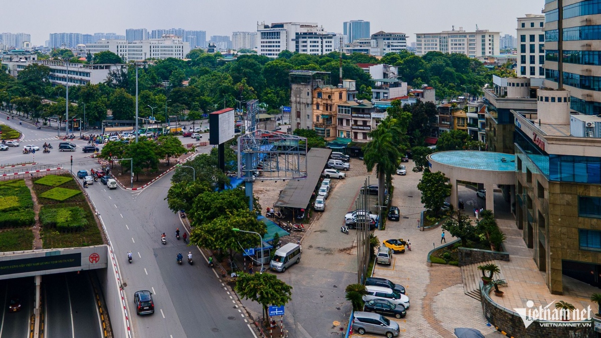 Những địa điểm 'vàng' dự kiến trở thành trạm sạc xe điện ở Hà Nội