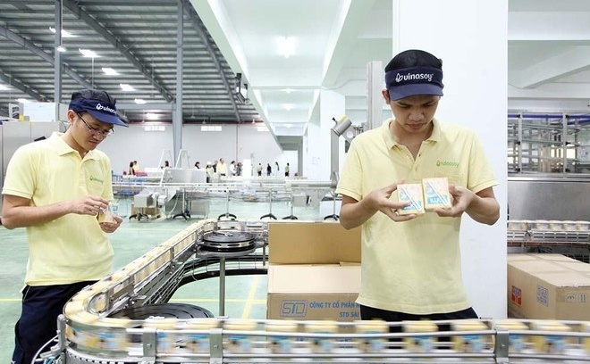 Chủ thương hiệu sữa Vinasoy báo lãi lớn, ôm gần 8.000 tỷ 'tiền tươi'