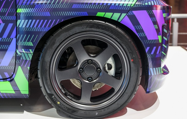 Cận cảnh xe điện Honda dáng vuông: Thiết kế lạ, vừa cập bến Đông Nam Á