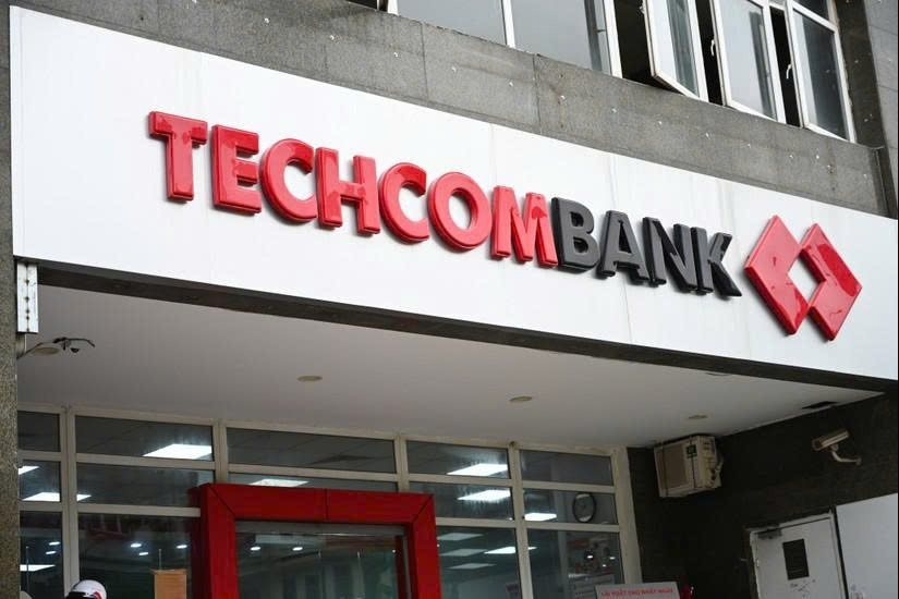 Ông Phùng Quang Hưng rời ghế Phó Tổng giám đốc Thường trực Techcombank từ 1/8