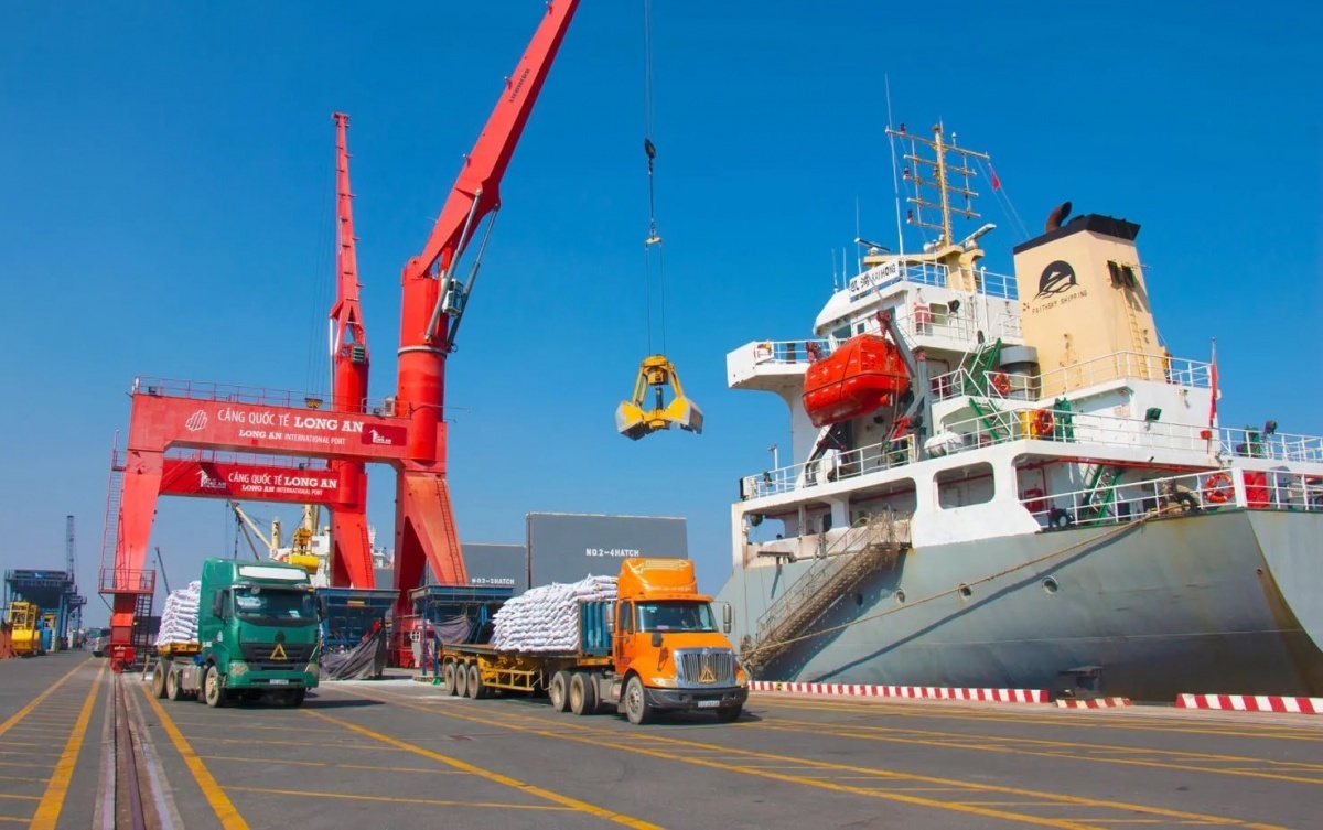 Cảng quốc tế Long An bắt tay đối tác hàng đầu Trung Quốc và hãng tàu Singapore, tạo liên minh 3 bên
