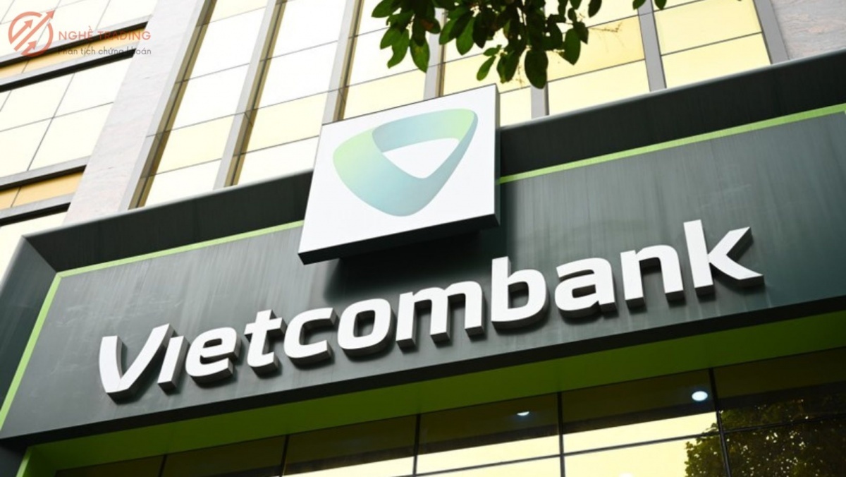 Vietcombank: Lãi trước thuế nửa đầu năm 2025 vượt 21.800 tỷ đồng, Top 1 ngành ngân hàng