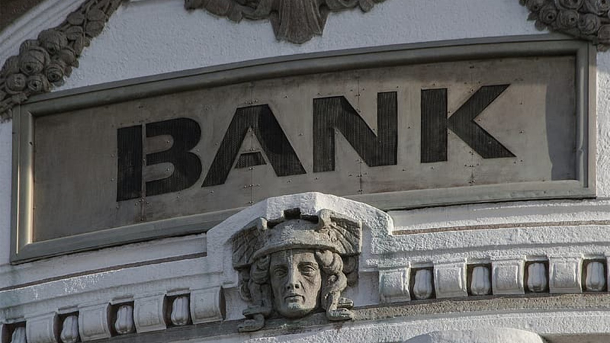 Cập nhật KQKD ngân hàng 6 tháng đầu năm 2025: Vietcombank giữ ngôi vương, xuất hiện nhà băng lợi nhuận tăng ‘sốc’ 200%