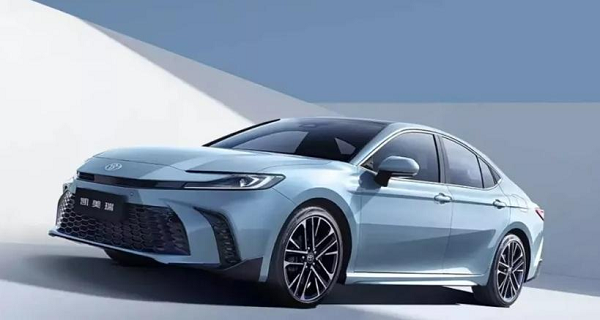 Toyota Camry 2026 xuất hiện: Thêm bản Hybrid thể thao, giá chỉ từ 671 triệu đồng, trang bị ấn tượng
