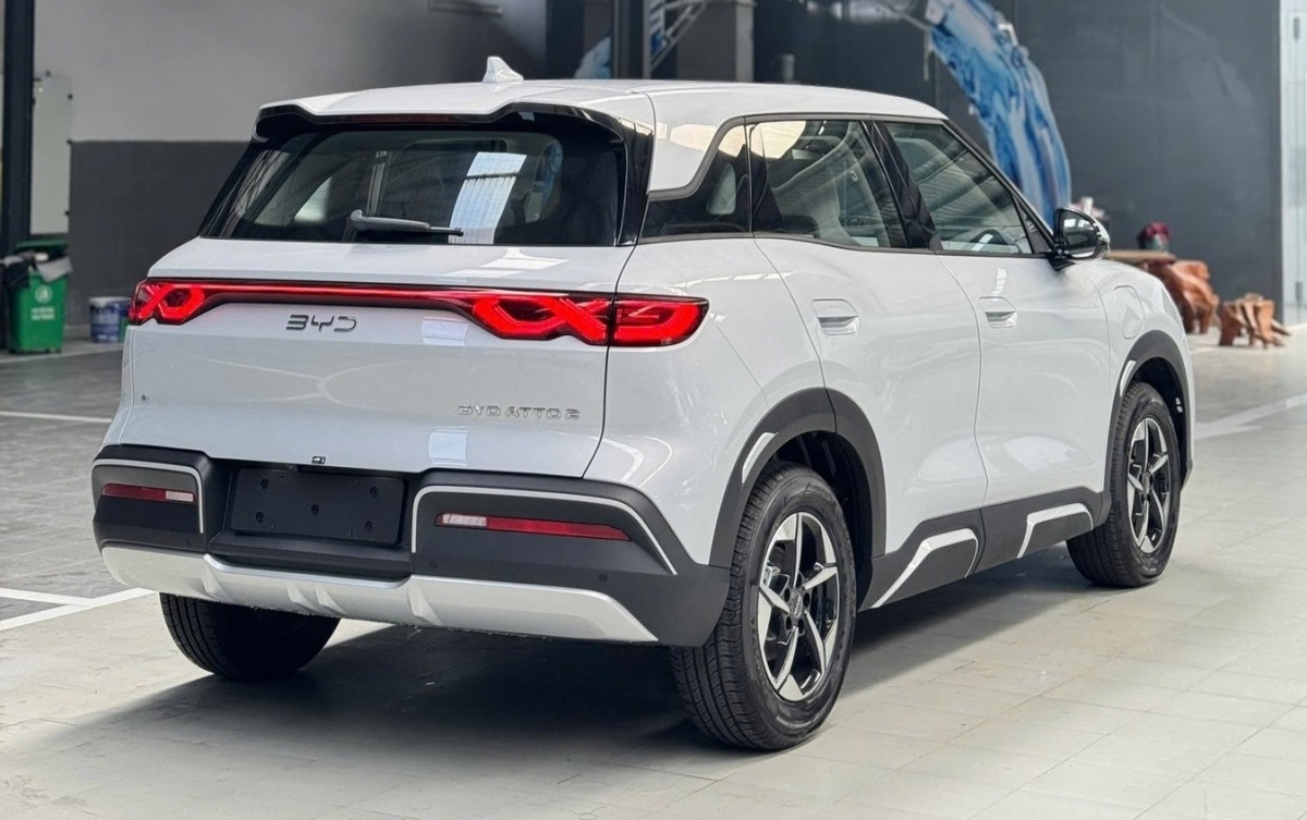 BYD vừa ra mắt phiên bản giá rẻ của Atto 2: Giá chỉ 273 triệu, diện mạo đẹp chuẩn tương lai, đa dạng màu sắc để lựa chọn