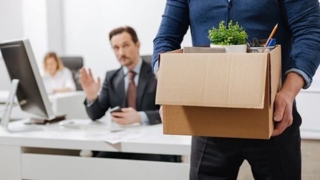 Nửa đầu 2025: Hàng trăm nghìn nhân sự toàn cầu mất việc, Việt Nam ở đâu giữa bão sa thải?