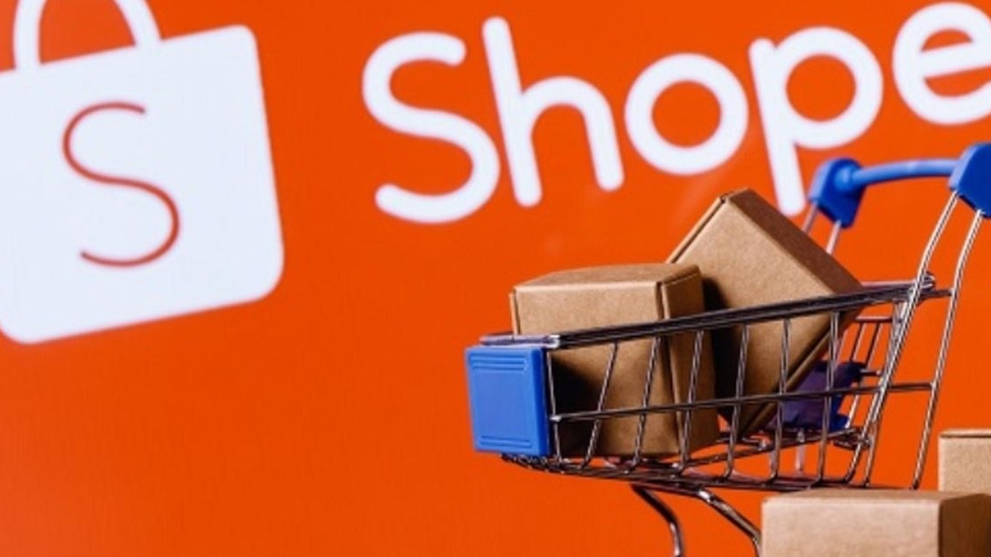 Cài nhầm mã giảm giá trên Shopee, shop quần áo đứng trước nguy cơ mất gần 2 tỷ sau 16 phút