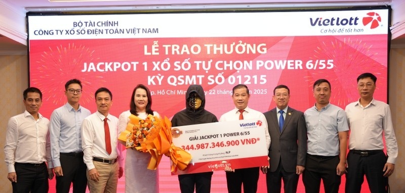 Vietlott chi trung bình gần 14 tỷ đồng/ngày trả thưởng người chơi