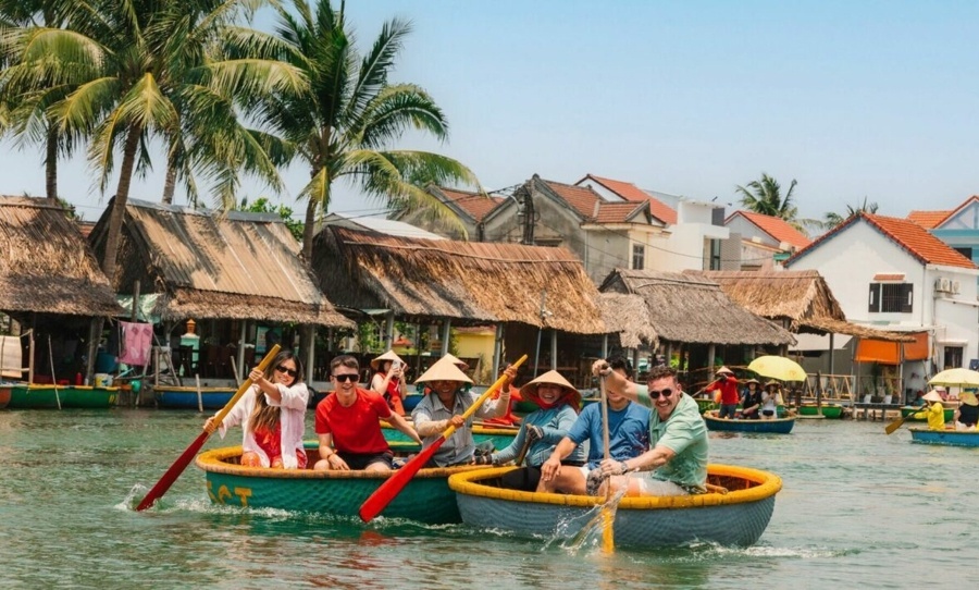 Khách quốc tế đến Việt Nam đạt 12,2 triệu lượt sau 7 tháng, khách châu Âu bất ngờ tăng 38%