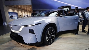SUV điện tân binh của Mazda có gì mà chưa ra lò đã có 38.000 đơn đặt cọc?