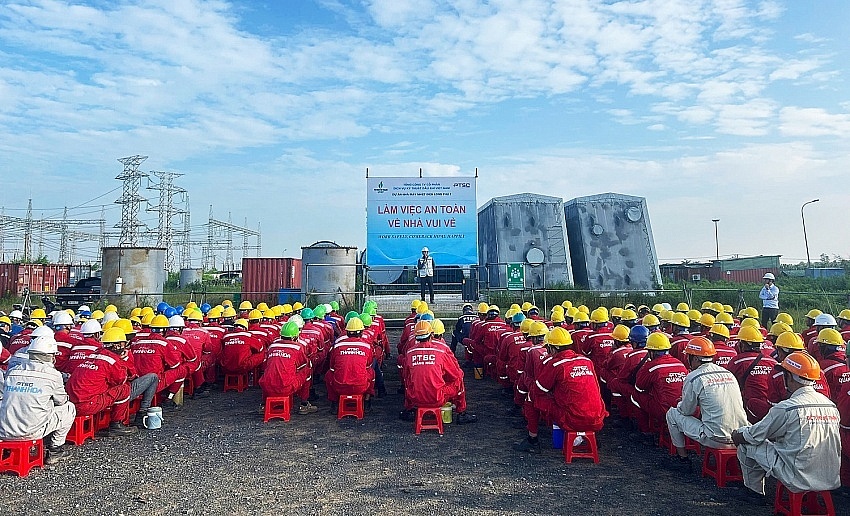 Siêu nhà máy nhiệt điện hơn 51.000 tỷ đồng bước vào giai đoạn mới với 300 lao động đang thi công