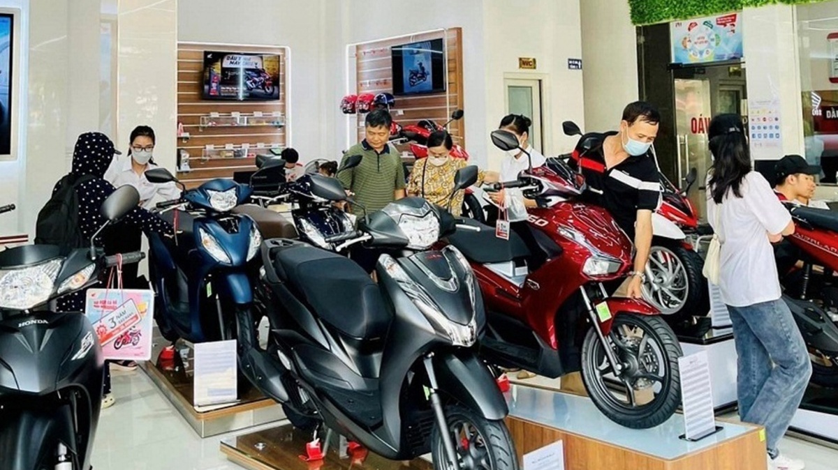 Giá mới nhất của xe máy Honda: SH giảm mạnh, ‘siêu xe ga’ Vision rẻ như cho, dưới cả mốc niêm yết, ‘chốt đơn’ là có xe vi vu ngay