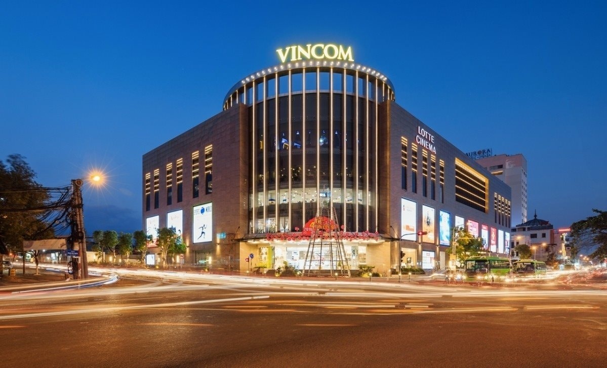 Vincom Retail (VRE) đặt cọc hơn 16.000 tỷ đồng cho loạt thương vụ hợp tác với Vingroup