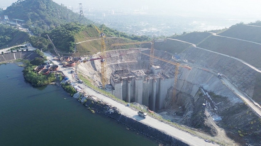 Dự án thuỷ điện Hòa Bình mở rộng 9.200 tỷ của EVN hoàn thành thêm hạng mục quan trọng