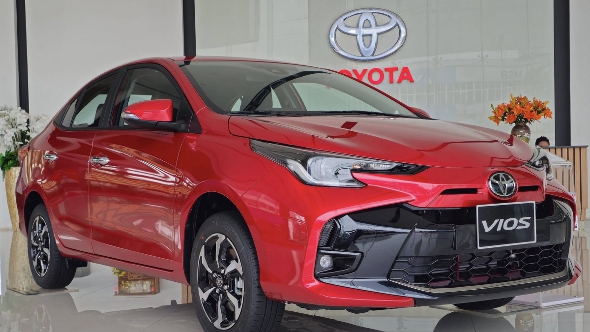 Sedan hạng B Toyota Vios 1.5L với công suất 106 mã lực,  giảm giá còn rẻ hơn cả Grand i10