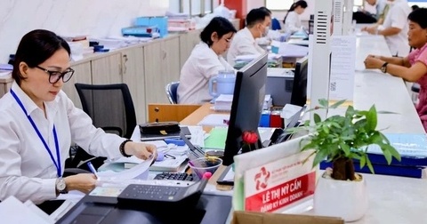 Bộ Nội vụ sẽ điều tiết công chức từ nơi thừa sang nơi thiếu