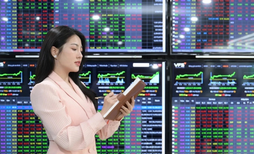 Chốt lời gần 500 triệu USD tuần VN-Index lập đỉnh: Nỗi lo đang đến?