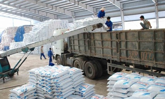 Nhập khẩu phân bón hạ nhiệt