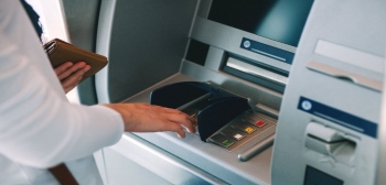 Thay đổi lớn tại ATM: Hạn mức rút tiền cao gấp 5 lần, có đảm bảo an toàn?