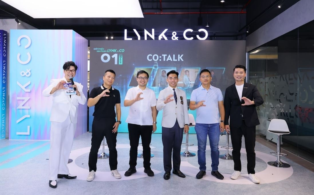 Lynk & Co Việt Nam vừa đồng loạt khai trương và đưa vào hoạt động 9 showroom