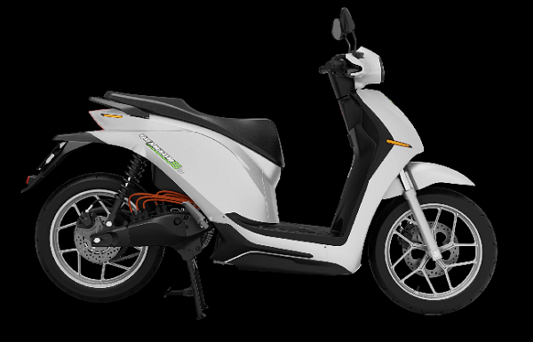 Xe điện hơn 30 triệu chạy 200 km/lần sạc, sạc siêu nhanh, 'thách thức' xe xăng