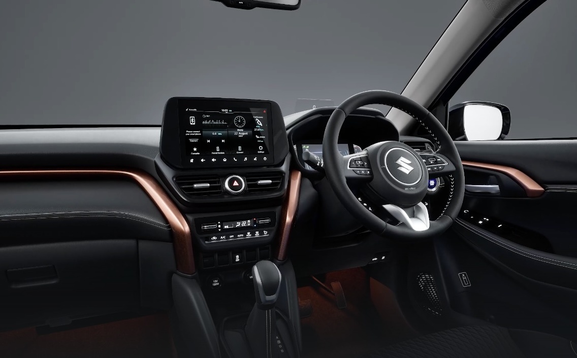 Suzuki mở bán mẫu SUV 5 chỗ thiết kế đẹp như CX-5 nhưng giá chỉ 300 triệu: Xịn như xe sang với đủ option, ‘so kè’ thẳng với Hyundai i10