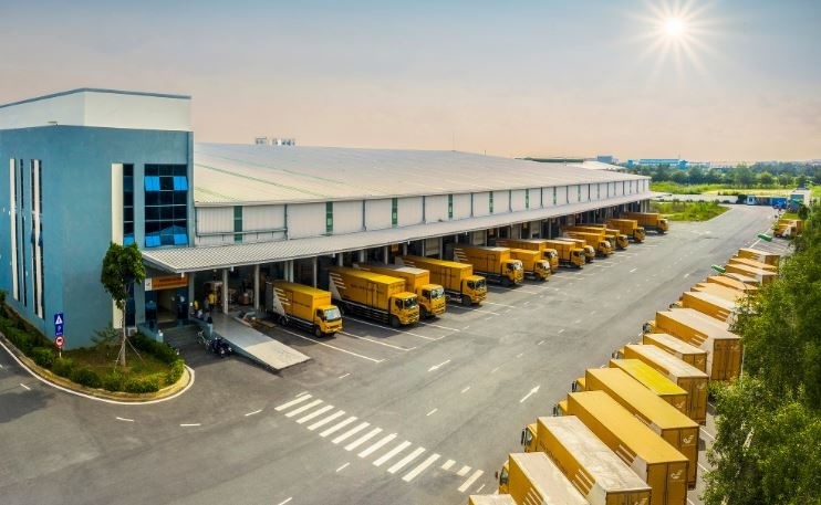 'Người khổng lồ đưa thư' tái sinh