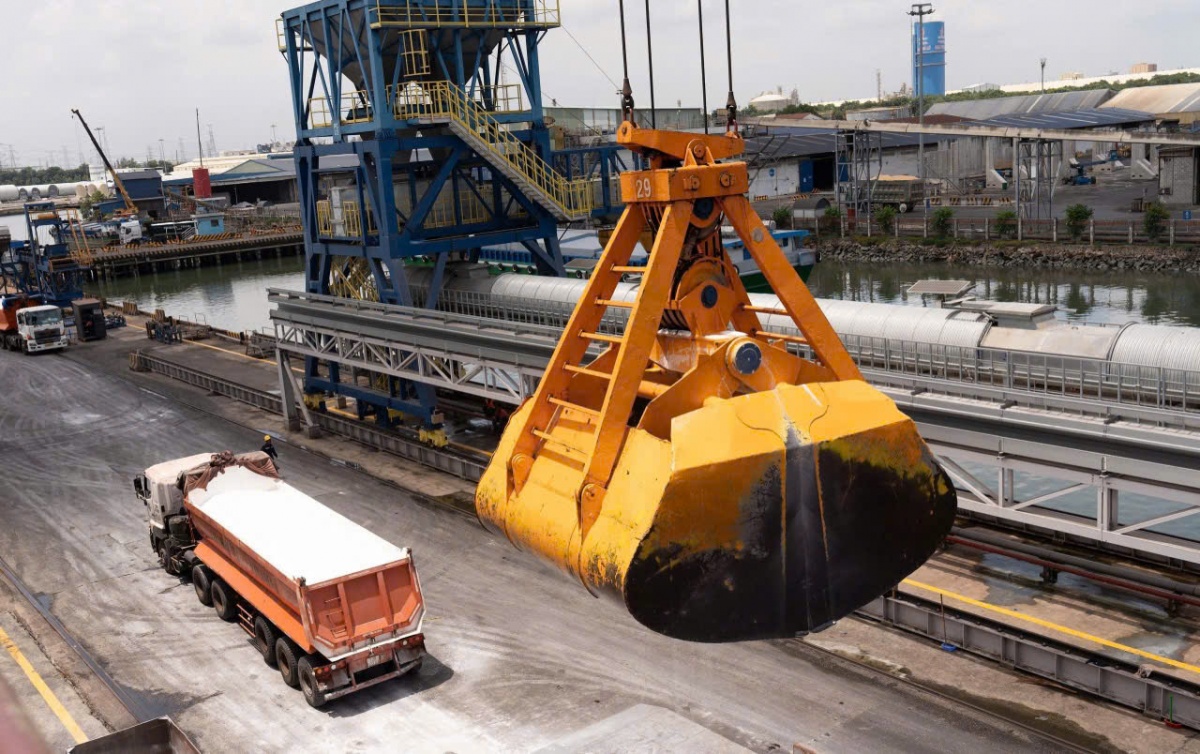 Đạm Phú Mỹ (DPM) xuất khẩu lô hàng 45.000 tấn đạm sang thị trường giàu tiềm năng bậc nhất thế giới