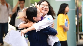 Nhóm ngành giữ vững 'độ hot' mùa tuyển sinh ĐH năm nay: Con vào được là gia đình nở mày nở mặt, lương nghìn đô ngay từ khi ra trường