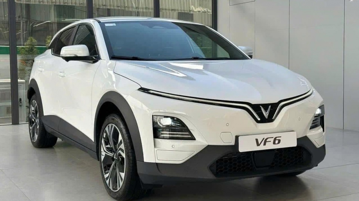 Người Việt đổ xô mua ô tô trước tháng Ngâu: 7 mẫu xe vượt mốc 1.500 xe/tháng, VF 3 ứng cử viên số 1 cho danh hiệu ‘vua doanh số 2025’