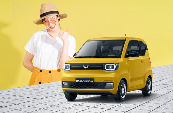 Xe điện mini giá 197 triệu đồng, thiết kế 'ngọt' như bánh, di chuyển gọn gàng phố thị