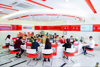 Cổ phiếu HDB lập đỉnh một năm, nhà đầu tư lãi tới 70%