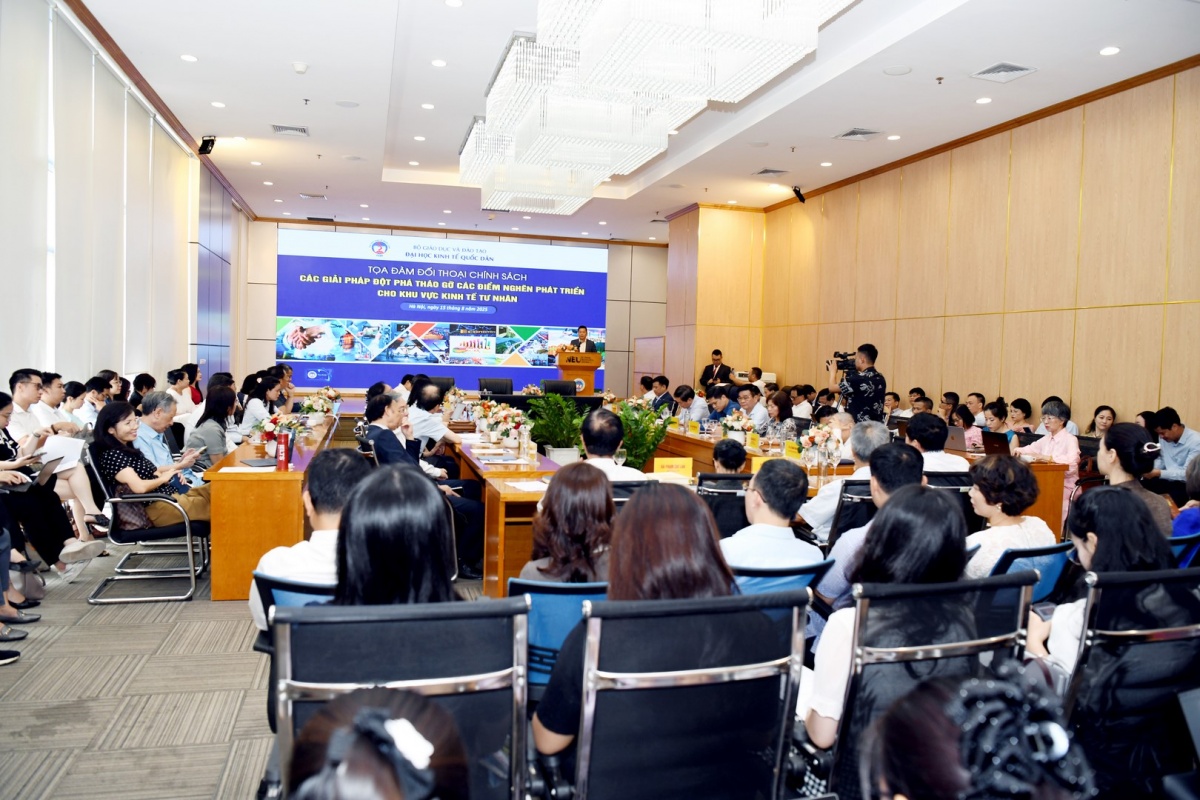 Siêu dự án đường sắt tốc độ cao 67 tỷ USD: Cơ hội nào cho doanh nghiệp nhỏ tham gia?