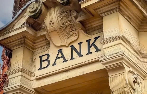 Top 10 ngân hàng có ROA cao nhất nửa đầu 2025: Techcombank giữ ngôi vương, SeABank gây bất ngờ với cú nhảy vọt