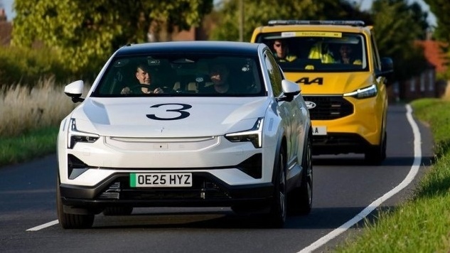Kỷ lục Guinness mới: SUV điện mỗi lần sạc chạy gần 1.000km trong điều kiện vận hành thực tế