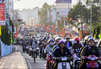 Thành phố lớn nhất Việt Nam tính lộ trình xe điện, Vingroup (VIC) đón đầu với hợp tác chiến lược