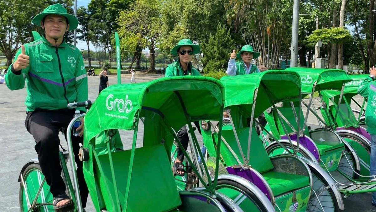 Grab bắt tay thành phố trực thuộc Trung ương trẻ nhất Việt Nam ra mắt xích lô công nghệ đầu tiên trên thế giới