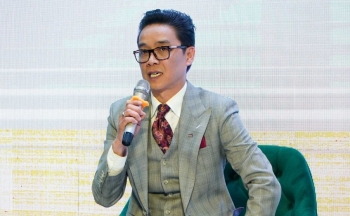 VN-Index tăng 560 điểm sau hơn 4 tháng, chứng sĩ 'sợ độ cao' nên làm gì?