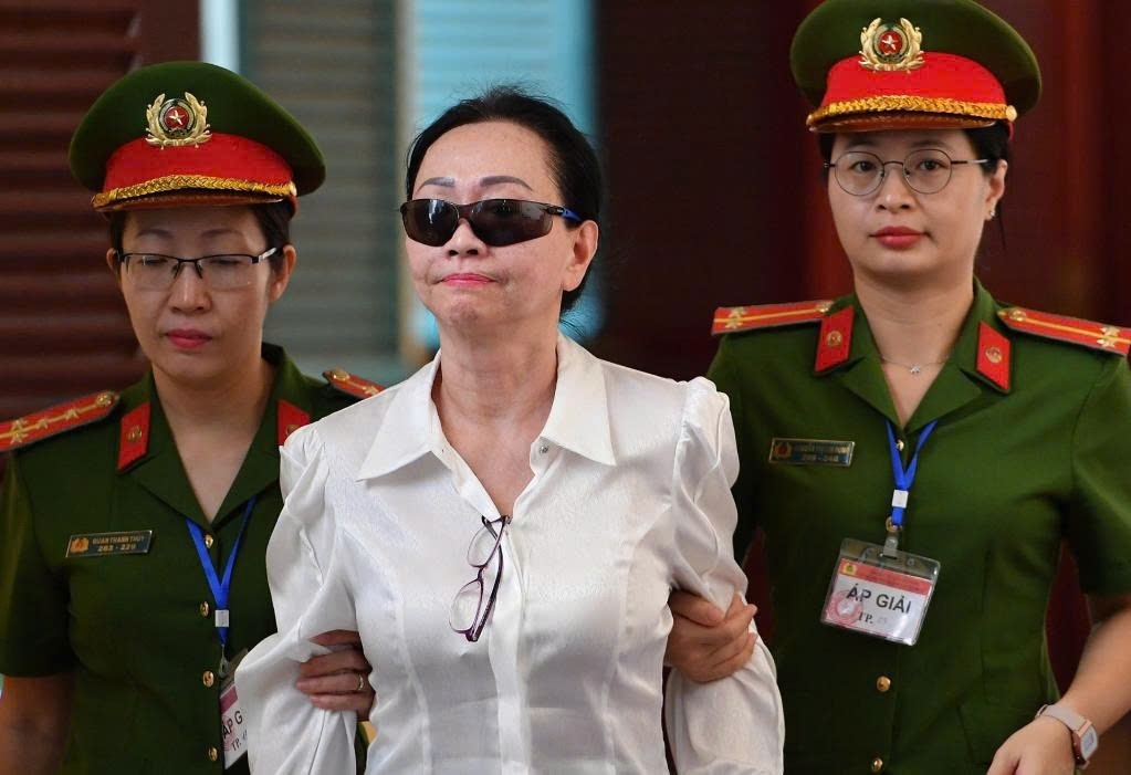 Hôm nay, bị hại vụ Trương Mỹ Lan nhận tiền bồi thường đợt 3 kèm theo thông báo quan trọng
