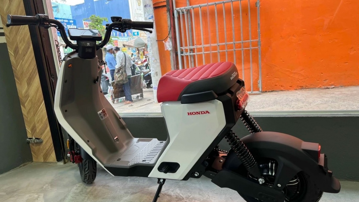 Honda sắp bán mẫu xe máy điện giá 14 triệu, thiết kế nhỏ gọn, linh hoạt: Có khoá thông minh, đi được 80km/1 lần sạc