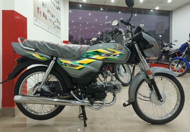 Honda ra mắt mẫu ‘vua tay côn’ với giá chỉ 14 triệu: Trông rất hầm hố, cạnh tranh với Yamaha Exciter