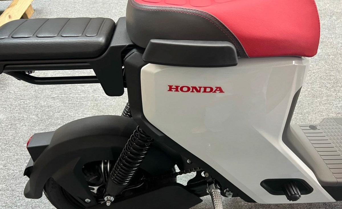 Honda sắp bán mẫu xe máy điện giá 14 triệu, thiết kế nhỏ gọn, linh hoạt: Có khoá thông minh, đi được 80km/1 lần sạc