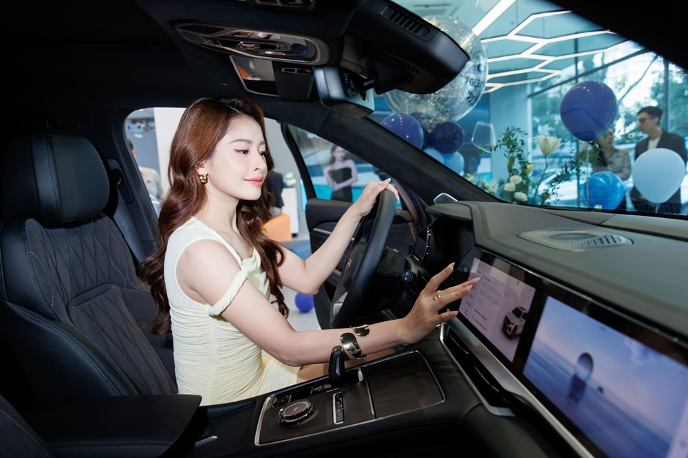 SUV hạng sang vừa về tay Chi Pu: Công nghệ ngang ngửa xe châu Âu, đủ sức cạnh tranh Santa Fe, Sorento