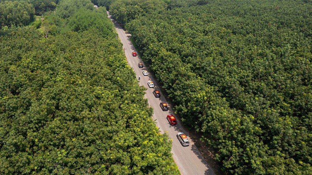 Đoàn SUV châu Âu đi xuyên Việt: Khung gầm và hệ thống treo chứng tỏ bản lĩnh giữa đại ngàn T ây Nguyên