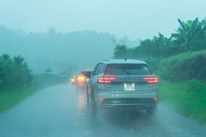 Đoàn SUV châu Âu đi xuyên Việt: Khung gầm và hệ thống treo chứng tỏ bản lĩnh giữa đại ngàn T ây Nguyên