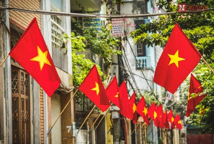 Quy định mới nhất về mức tiền thưởng dịp nghỉ lễ Quốc khánh (2/9), người lao động nên biết để hưởng quyền lợi